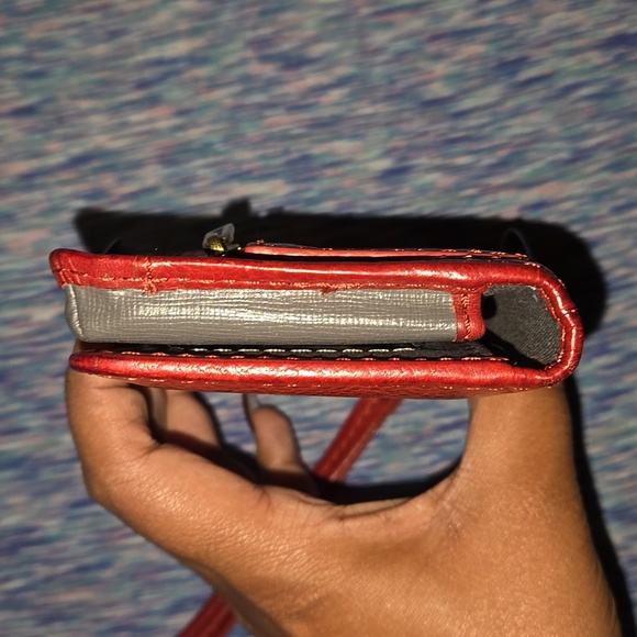 Fossil Women's Issue No. 1954 Vintage Leather Wristlet Red - Picture 13 of 15